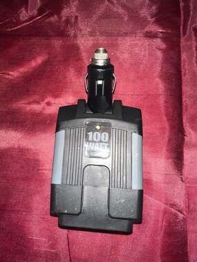 Custom Accessories 100 Watt Power Inverter 10888